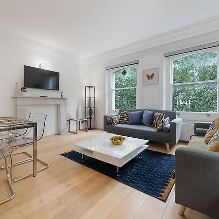 Knightsbridge Two Bed Apartment London Exterior photo